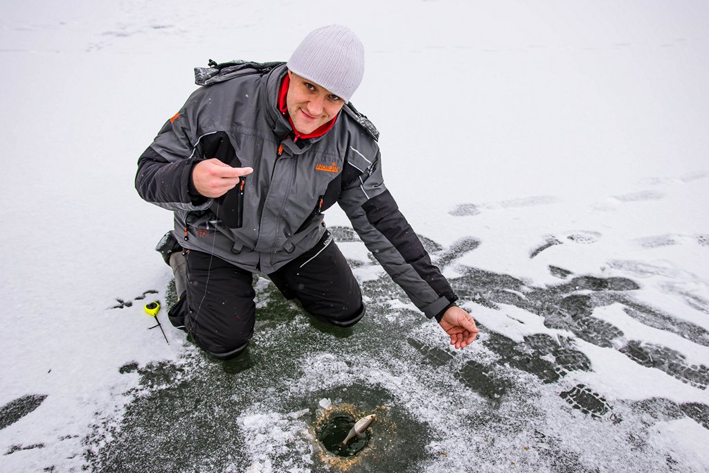 Леска для зимней рыбалки на мормышку